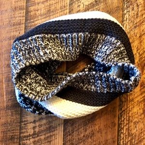 GAP Infinity Scarf